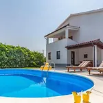 Vila Leggiero *