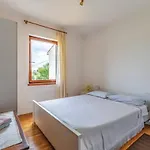 Leggiero Vila *