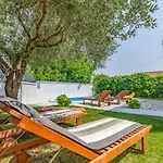 Vila Leggiero *